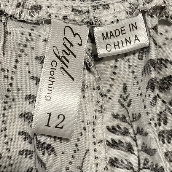 Ethyl Clothing Float On Pant - Stockton | Pilazzo Pant | Petal Hem | Wide Waist - Picture 10 of 15